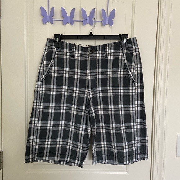 NWOT American Eagle men’s gray white plaid longer length‎ khaki shorts size 33 - Picture 1 of 7